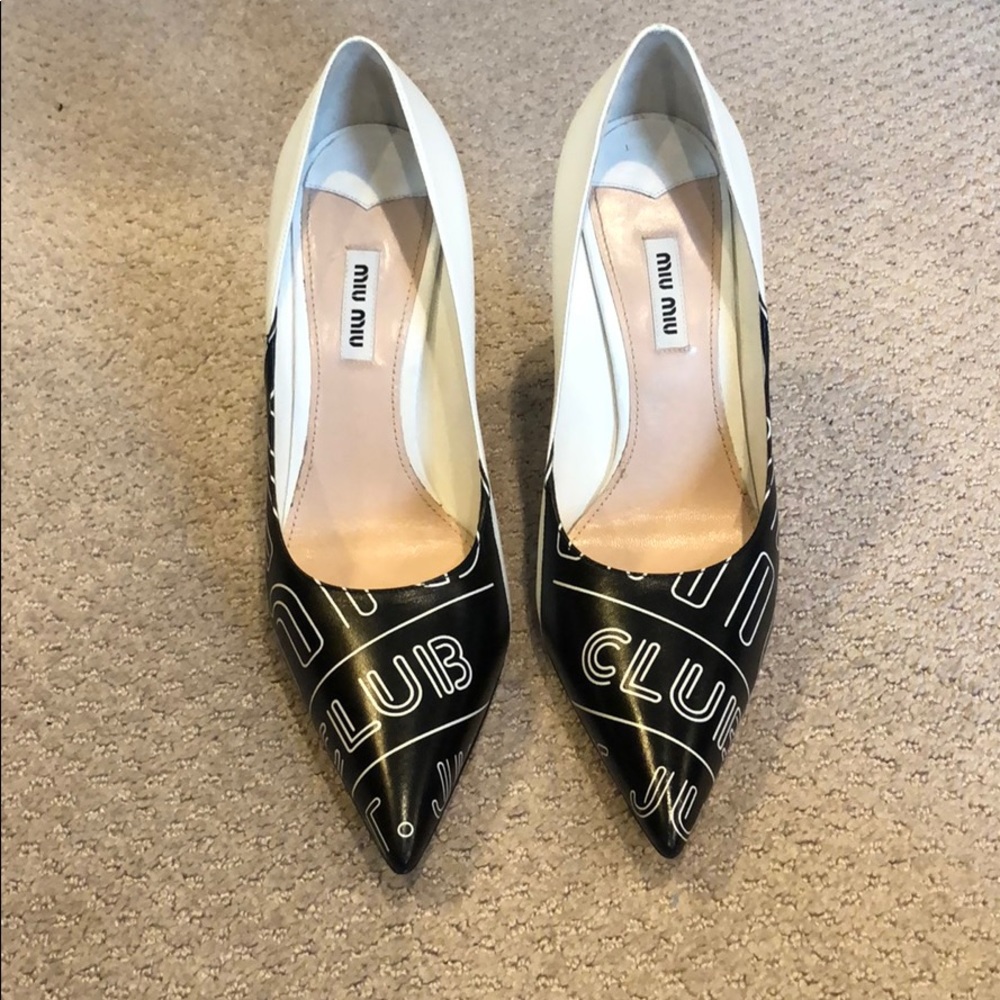 Stunning authentic state of the art Miu Miu pump.